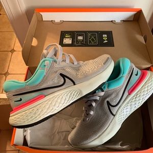NIKE ZoomX Invincible Run Flyknit